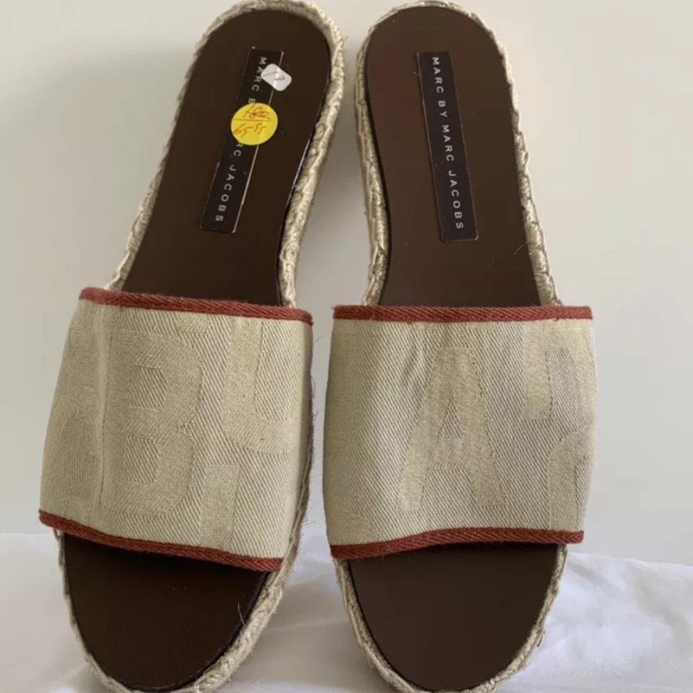 Marc by marc Jacob platform slides size 10